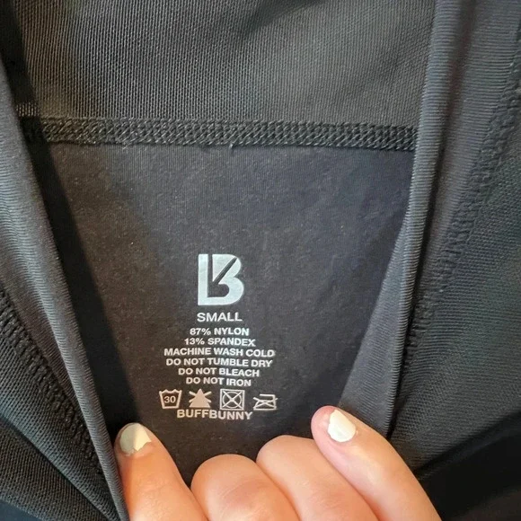 Buff Bunny peekaboo mesh long sleeve workout crop top size small - Picture 5 of 6